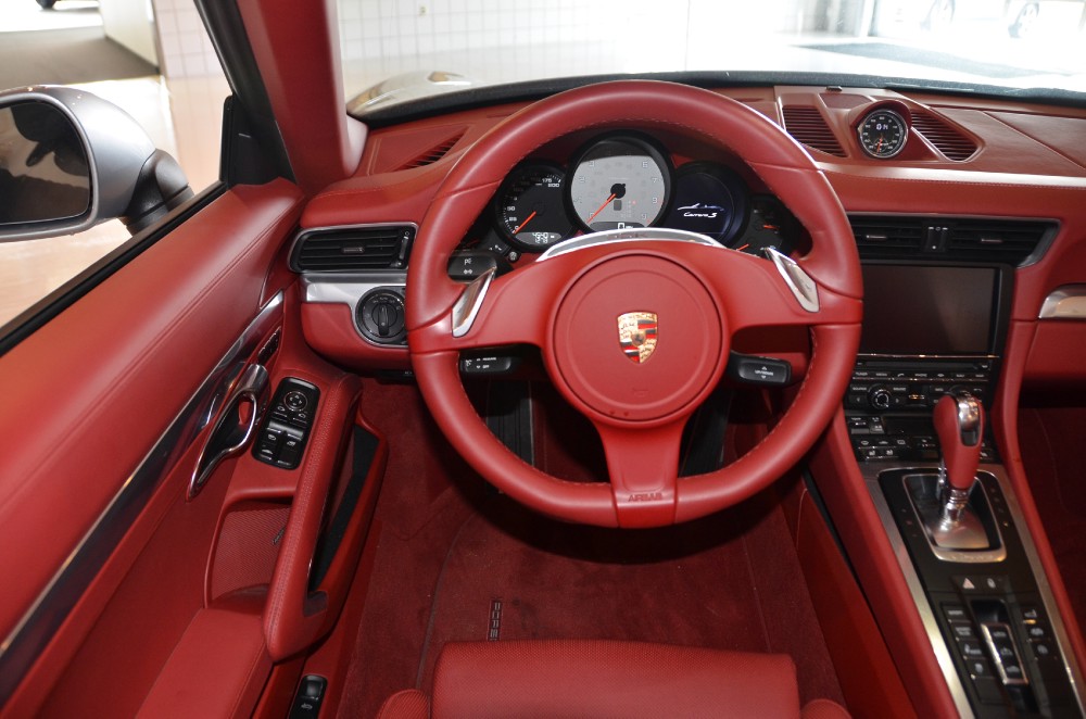Used 2014 Porsche 911 Carrera S Used 2014 Porsche 911 Carrera S for sale Sold at Cauley Ferrari in West Bloomfield MI 22