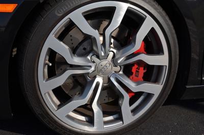 Used 2012 Audi R8 5.2 Quattro Spyder Used 2012 Audi R8 5.2 Quattro Spyder for sale Sold at Cauley Ferrari in West Bloomfield MI 9