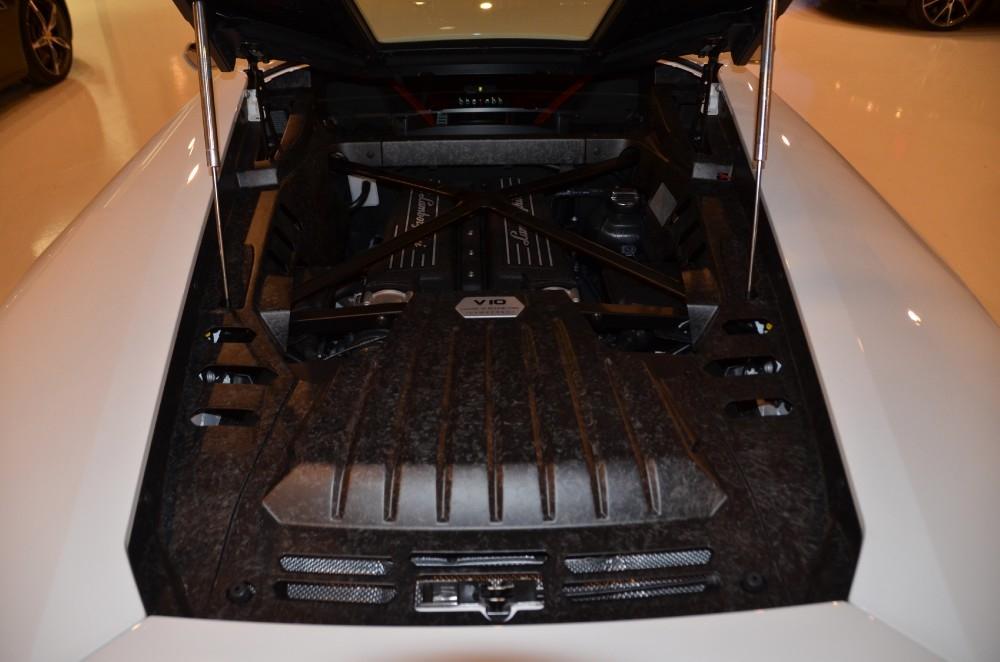 Used 2015 Lamborghini Huracan LP 610-4 Used 2015 Lamborghini Huracan LP 610-4 for sale Sold at Cauley Ferrari in West Bloomfield MI 38
