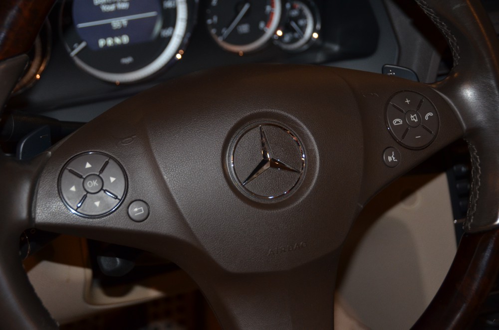 Used 2011 Mercedes-Benz E-Class E350 Used 2011 Mercedes-Benz E-Class E350 for sale Sold at Cauley Ferrari in West Bloomfield MI 25