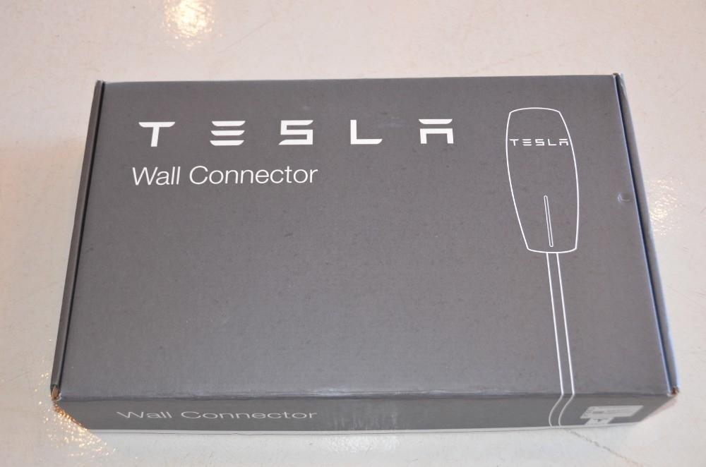Used 2014 Tesla Model S 85 Used 2014 Tesla Model S 85 for sale Sold at Cauley Ferrari in West Bloomfield MI 41