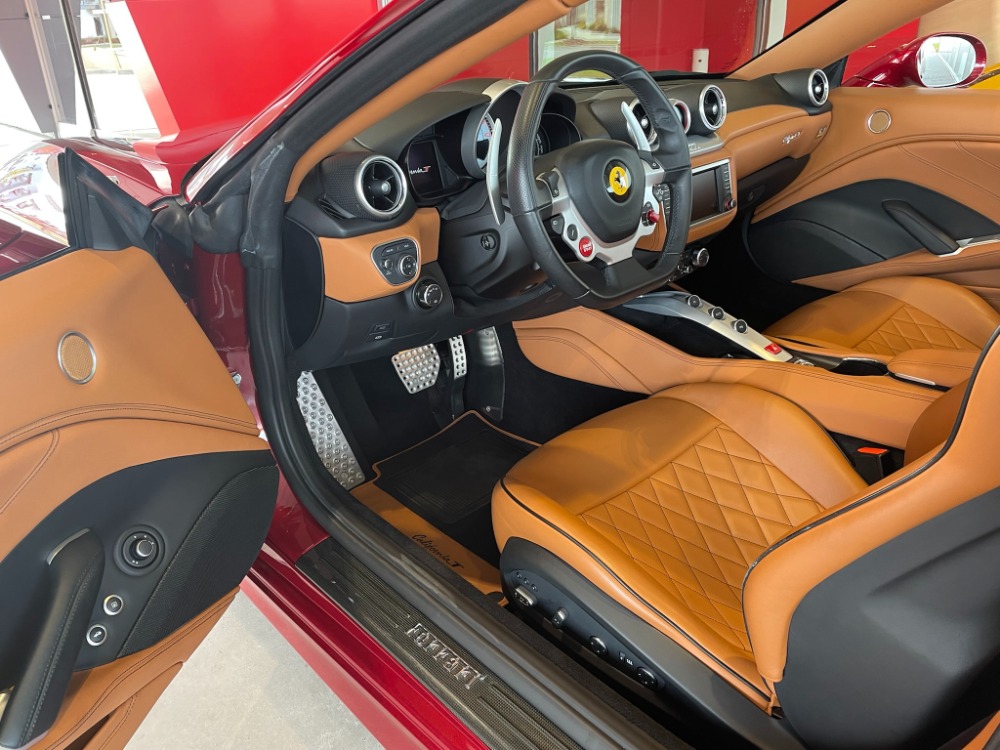 New 2015 Ferrari California T New 2015 Ferrari California T for sale Sold at Cauley Ferrari in West Bloomfield MI 26