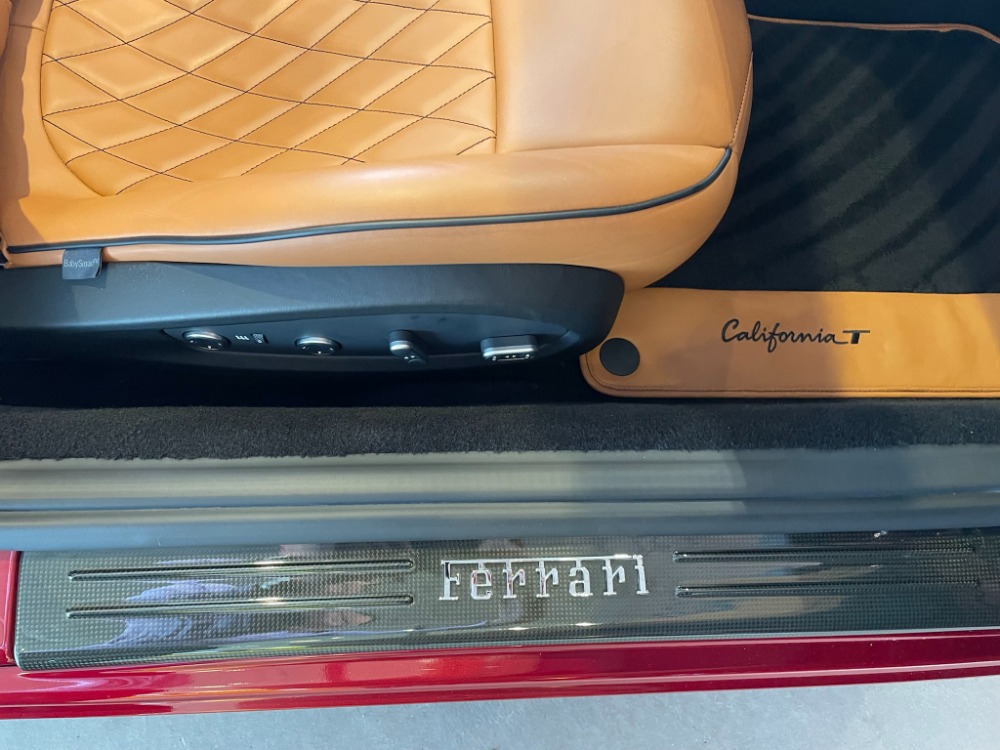 New 2015 Ferrari California T New 2015 Ferrari California T for sale Sold at Cauley Ferrari in West Bloomfield MI 57