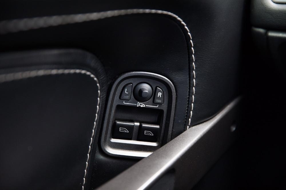 Used 2009 Aston Martin V8 Vantage Roadster Used 2009 Aston Martin V8 Vantage Roadster for sale Sold at Cauley Ferrari in West Bloomfield MI 31