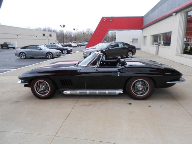 Used 1967 Chevrolet Corvette 427 Stingray Used 1967 Chevrolet Corvette 427 Stingray for sale Sold at Cauley Ferrari in West Bloomfield MI 23