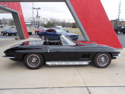 Used 1967 Chevrolet Corvette 427 Stingray Used 1967 Chevrolet Corvette 427 Stingray for sale Sold at Cauley Ferrari in West Bloomfield MI 3