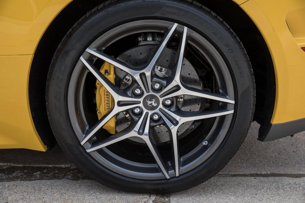 Used 2016 Ferrari California T Handling Speciale Used 2016 Ferrari California T Handling Speciale for sale Sold at Cauley Ferrari in West Bloomfield MI 19