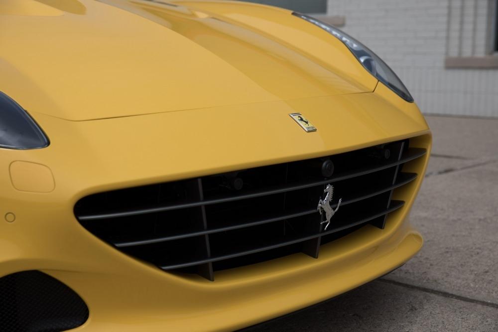 Used 2016 Ferrari California T Handling Speciale Used 2016 Ferrari California T Handling Speciale for sale Sold at Cauley Ferrari in West Bloomfield MI 24
