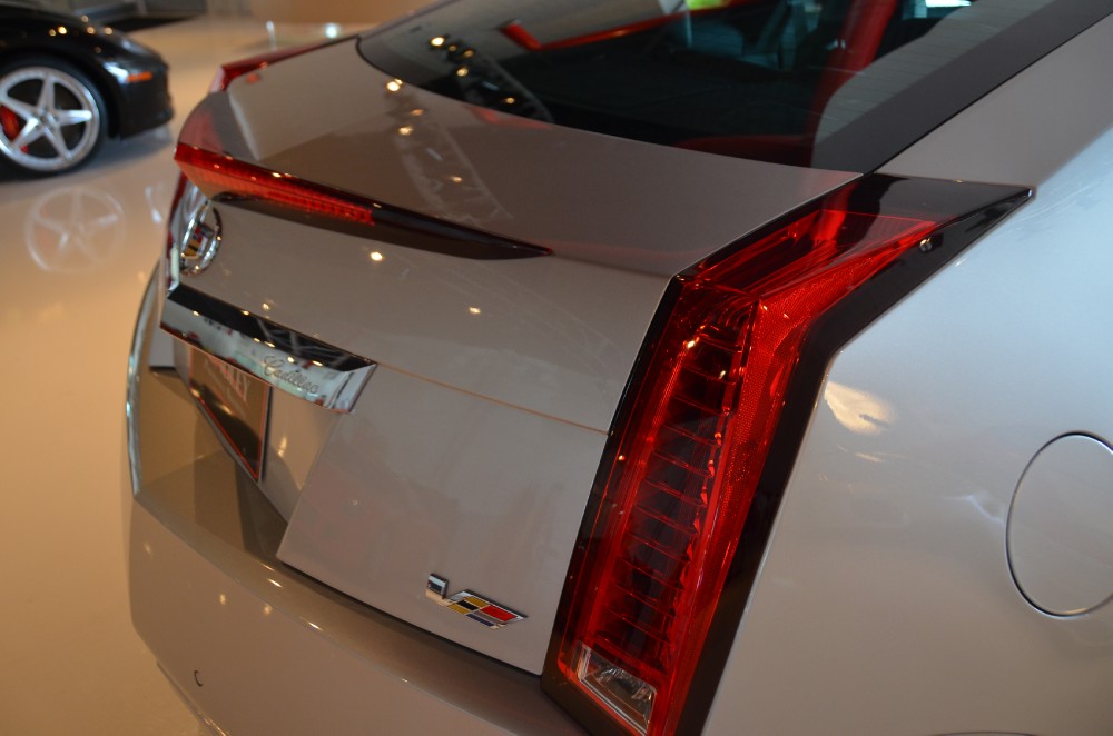 Used 2011 Cadillac CTS-V Coupe Used 2011 Cadillac CTS-V Coupe for sale Sold at Cauley Ferrari in West Bloomfield MI 14