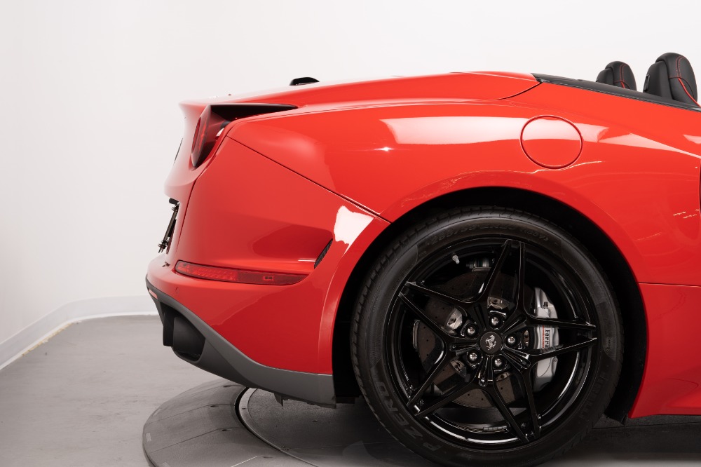 Used 2017 Ferrari California T Handling Speciale Used 2017 Ferrari California T Handling Speciale for sale Sold at Cauley Ferrari in West Bloomfield MI 75