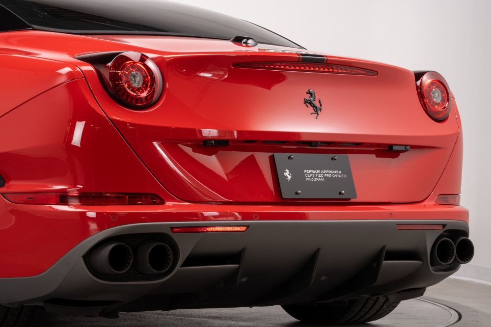 Used 2017 Ferrari California T Handling Speciale Used 2017 Ferrari California T Handling Speciale for sale Sold at Cauley Ferrari in West Bloomfield MI 82