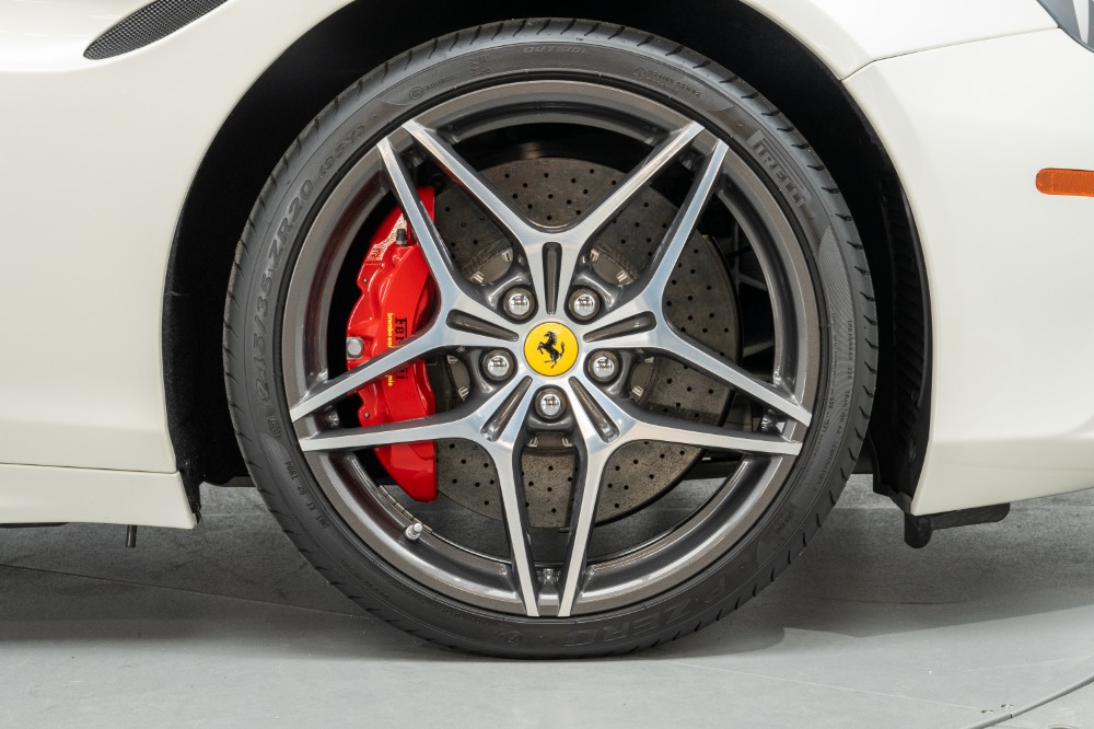 Used 2017 Ferrari California T Handling Speciale Used 2017 Ferrari California T Handling Speciale for sale Sold at Cauley Ferrari in West Bloomfield MI 22