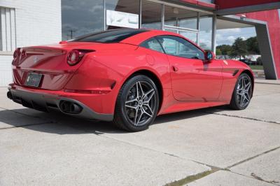 New 2018 Ferrari California T Handling Speciale New 2018 Ferrari California T Handling Speciale for sale Sold at Cauley Ferrari in West Bloomfield MI 14