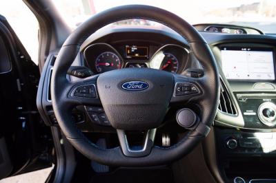 Used 2016 Ford Focus RS Used 2016 Ford Focus RS for sale Sold at Cauley Ferrari in West Bloomfield MI 22