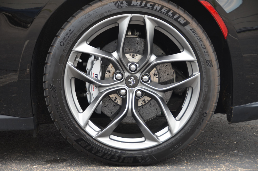 Used 2018 Ferrari GTC4LussoT V8 Used 2018 Ferrari GTC4LussoT V8 for sale Sold at Cauley Ferrari in West Bloomfield MI 13