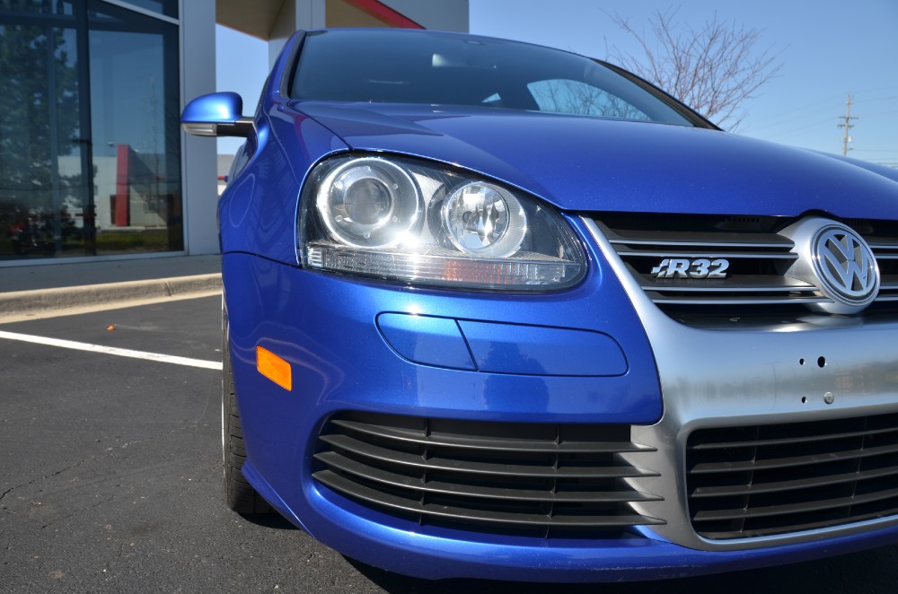 Used 2008 Volkswagen R32 Used 2008 Volkswagen R32 for sale Sold at Cauley Ferrari in West Bloomfield MI 11