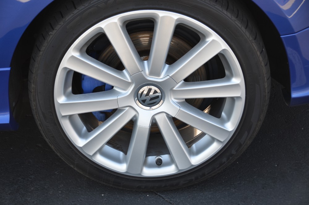 Used 2008 Volkswagen R32 Used 2008 Volkswagen R32 for sale Sold at Cauley Ferrari in West Bloomfield MI 14