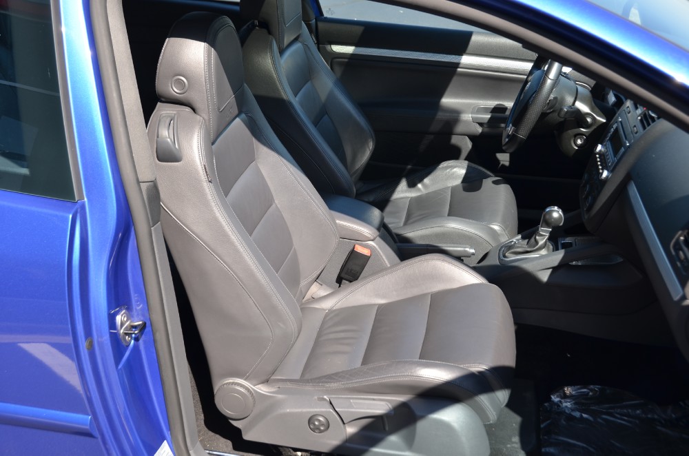 Used 2008 Volkswagen R32 Used 2008 Volkswagen R32 for sale Sold at Cauley Ferrari in West Bloomfield MI 26
