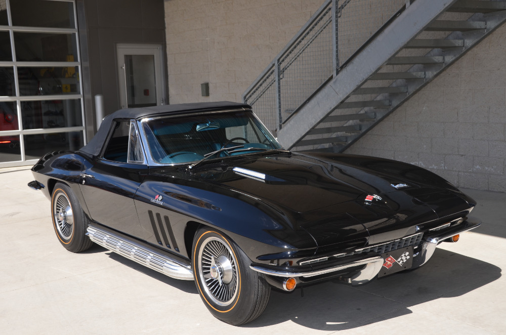 Used 1966 Chevrolet Corvette Convertible Used 1966 Chevrolet Corvette Convertible for sale Sold at Cauley Ferrari in West Bloomfield MI 20