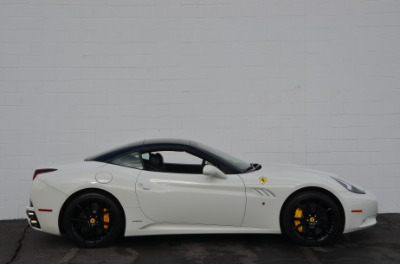 Used 2012 Ferrari California Used 2012 Ferrari California for sale Sold at Cauley Ferrari in West Bloomfield MI 18