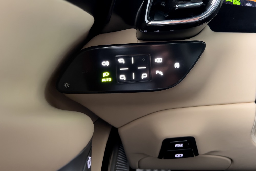 Used 2021 Ferrari Roma Used 2021 Ferrari Roma for sale Sold at Cauley Ferrari in West Bloomfield MI 31