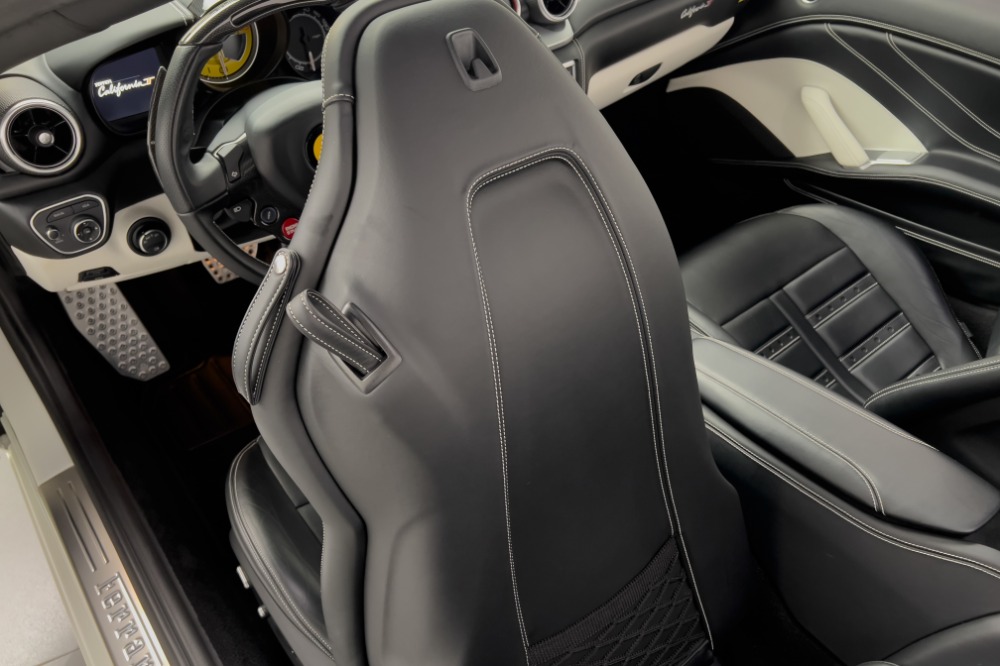 Used 2015 Ferrari California T Used 2015 Ferrari California T for sale Sold at Cauley Ferrari in West Bloomfield MI 35