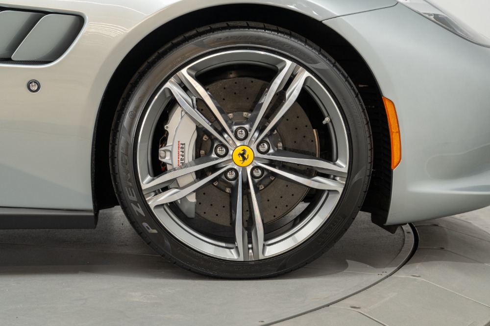 Used 2018 Ferrari GTC4Lusso Used 2018 Ferrari GTC4Lusso for sale $309,900 at Cauley Ferrari in West Bloomfield MI 14