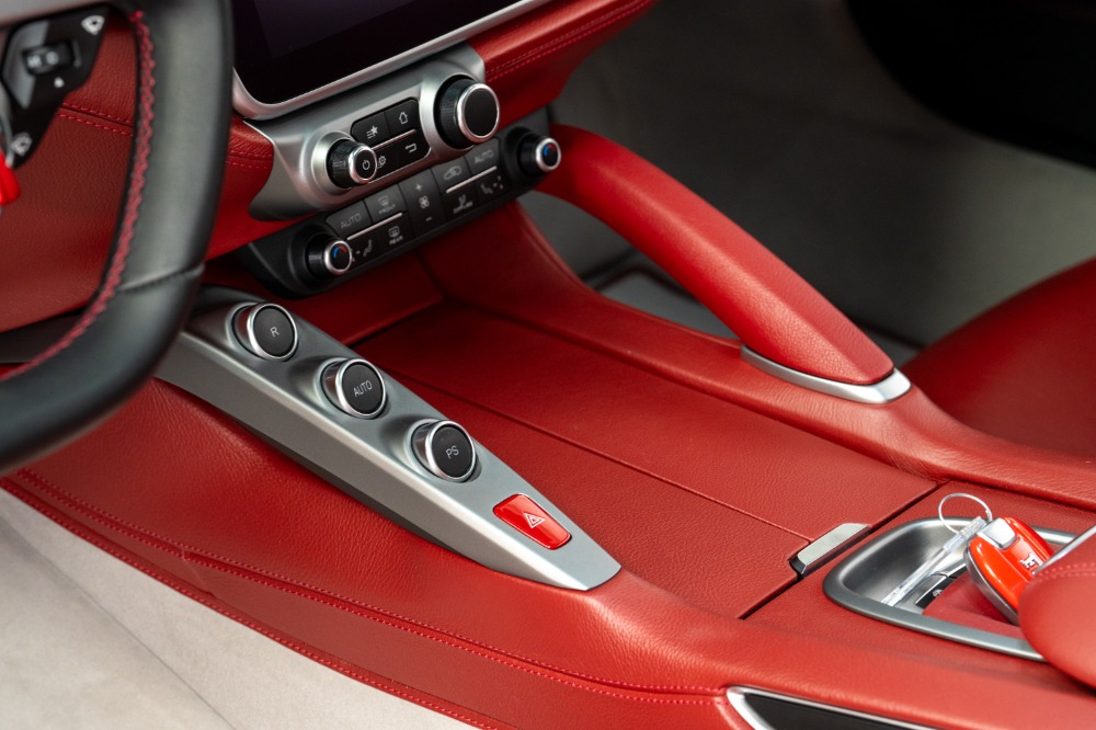 Used 2018 Ferrari GTC4Lusso Used 2018 Ferrari GTC4Lusso for sale $309,900 at Cauley Ferrari in West Bloomfield MI 39