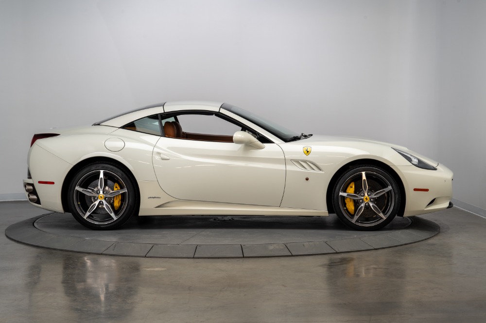 Used 2014 Ferrari California Used 2014 Ferrari California for sale Sold at Cauley Ferrari in West Bloomfield MI 13