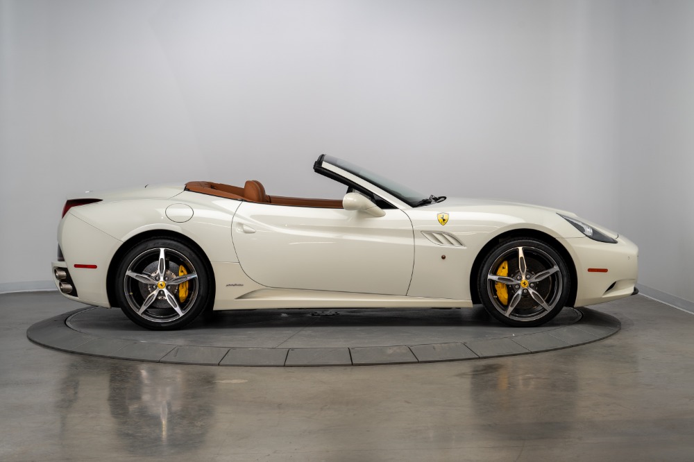Used 2014 Ferrari California Used 2014 Ferrari California for sale Sold at Cauley Ferrari in West Bloomfield MI 5