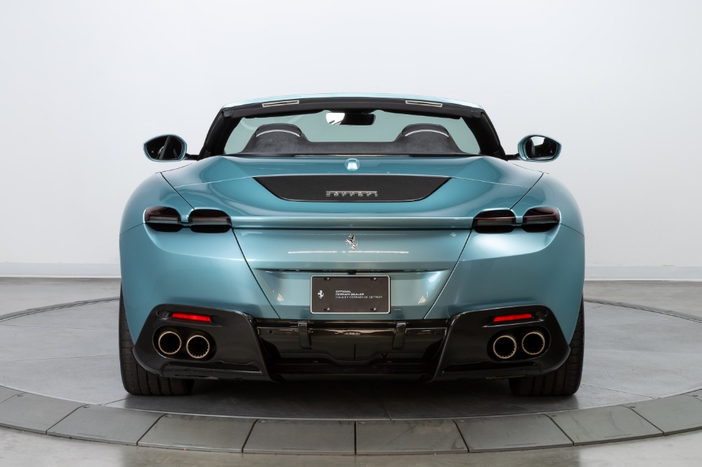 2024 Ferrari Roma Spider photo 2