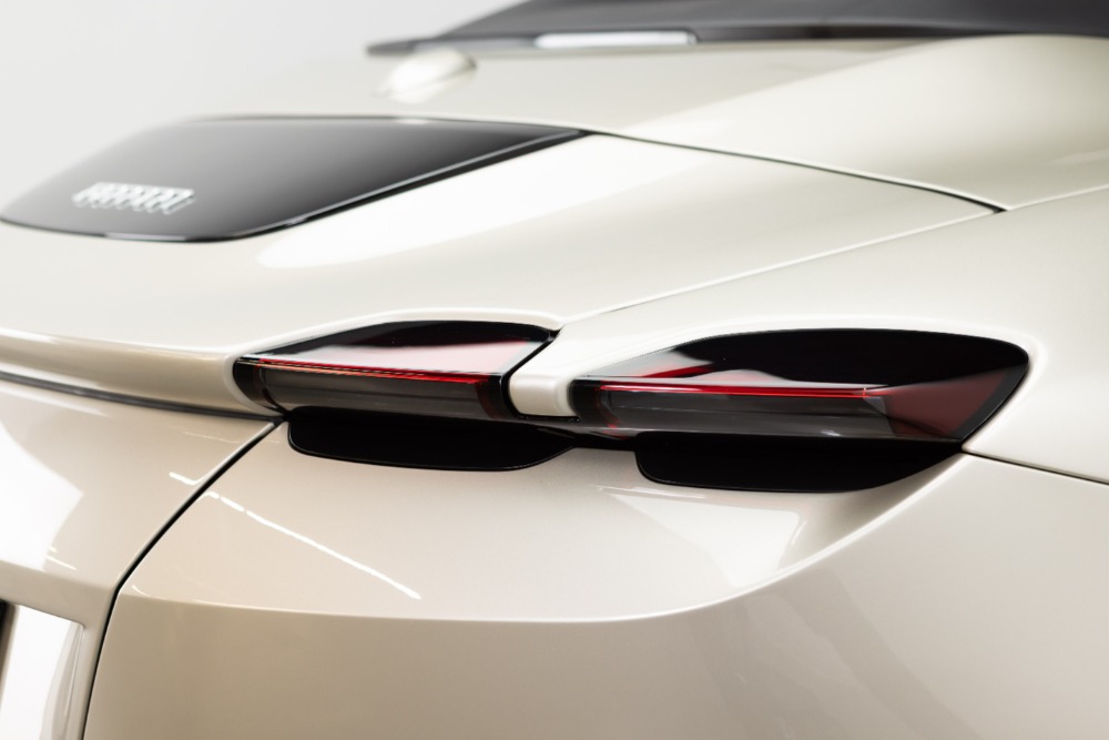 Used 2024 Ferrari Roma Spider Used 2024 Ferrari Roma Spider for sale Sold at Cauley Ferrari in West Bloomfield MI 46