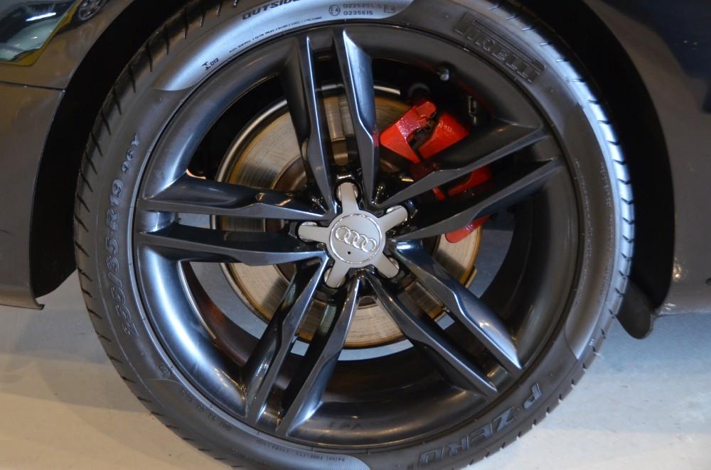 Used 2012 Audi S5 3.0T quattro Prestige Used 2012 Audi S5 3.0T quattro Prestige for sale Sold at Cauley Ferrari in West Bloomfield MI 17