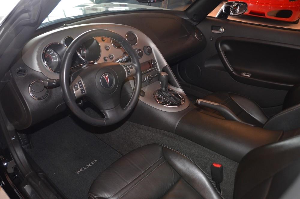 Used 2009 Pontiac Solstice GXP Used 2009 Pontiac Solstice GXP for sale Sold at Cauley Ferrari in West Bloomfield MI 21