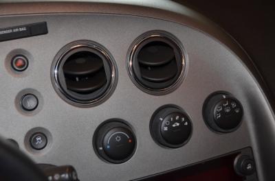 Used 2009 Pontiac Solstice GXP Used 2009 Pontiac Solstice GXP for sale Sold at Cauley Ferrari in West Bloomfield MI 24